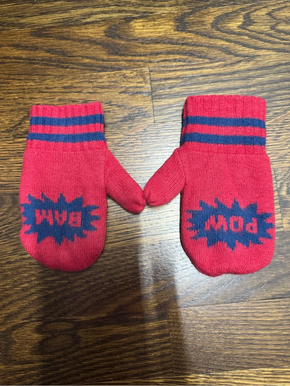 GAP Junk Food™ Superman mittens for toddlers